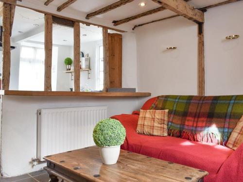 Artichoke Cottage