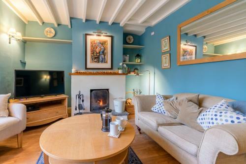 2 Manor Lodge Cottages