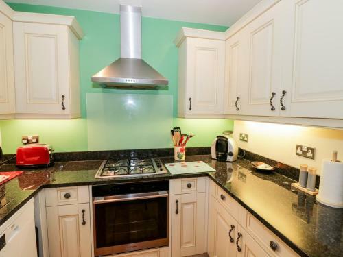 Laburnum Cottage