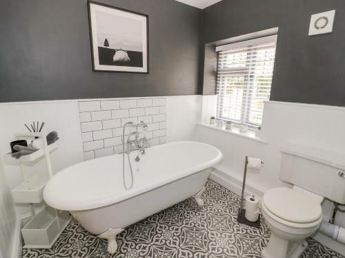 Cotstone Cottage