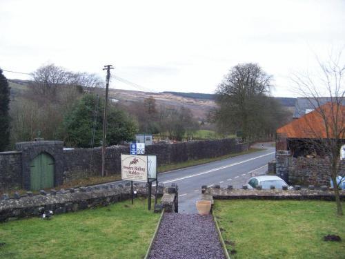 Hostal Pentre Riding Stables
