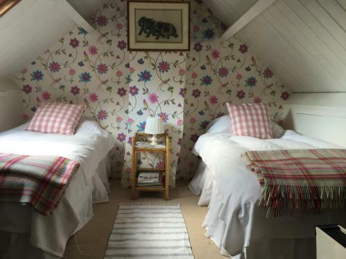 Bed & Breakfast Cotswolds Mine Hill House
