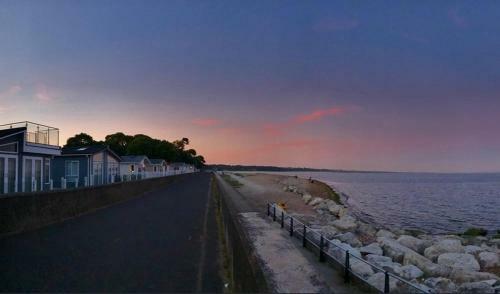 Sea Shore Lodge Mudeford