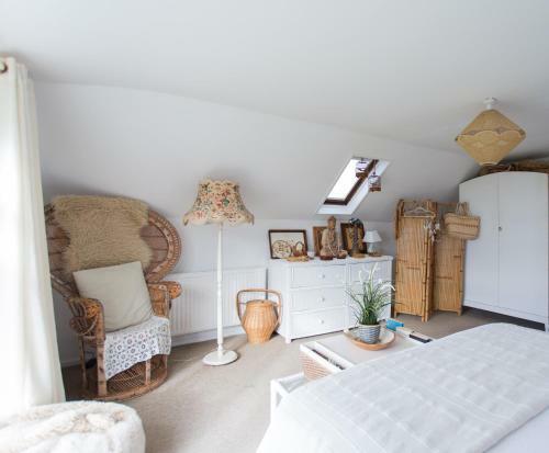 Fairlight - Charming Coastal Home On The Beach