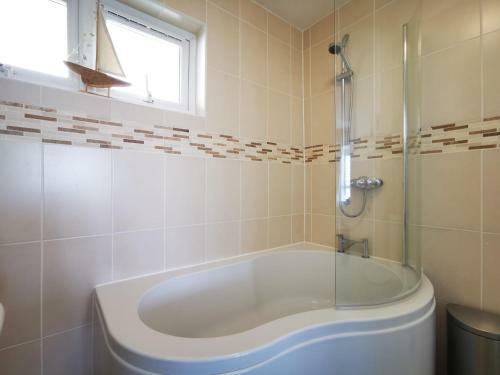 Sea View 3 Bedroom Seaside Property