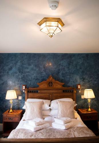 East Walls Hotel