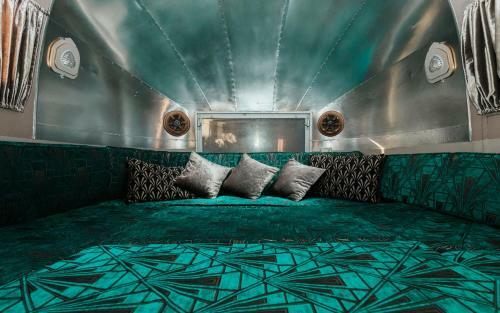 Silver Airstream Glamping & Rental