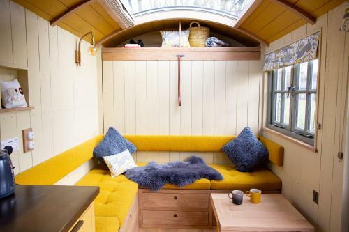 Little Plovers Shepherd Hut