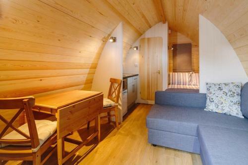 Buttercup Glamping Pod