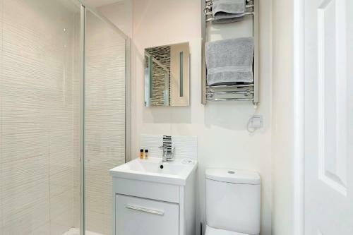 Ground Floor 2 Bedroom Town Centre Apartment
