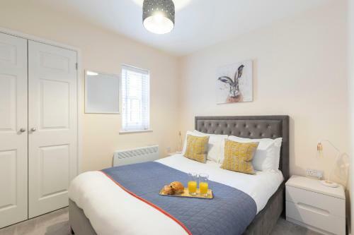 2 Bedroom Town Centre Apartment