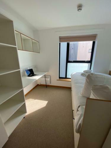 Posada Regency Hall Smart Cheltenham Ensuite Rooms D