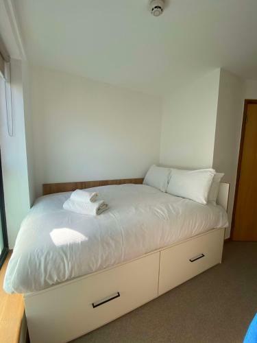 Posada Regency Hall Smart Cheltenham Ensuite Rooms D