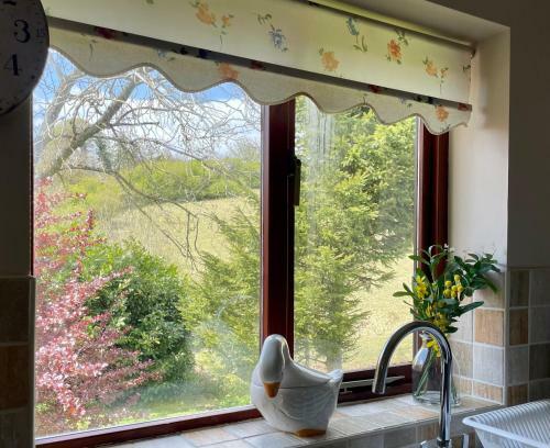 Derrybrook Cottage, Twin Or Superking