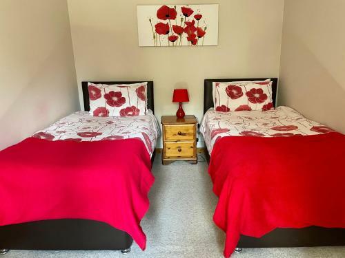 Derrybrook Cottage, Twin Or Superking
