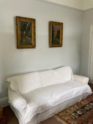 Bohemian Regency Four Poster Room