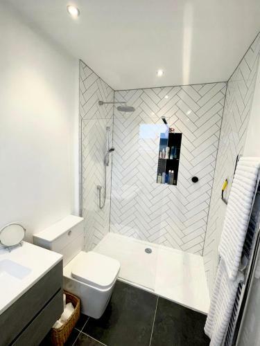 Luxury Home In Cheltenham Town Centre