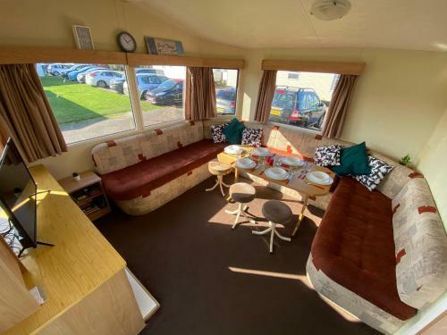 Cluckworthstaycation