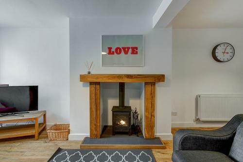 Love Street Cottage