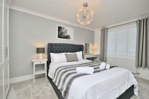 The Racecourse Garden Apartments