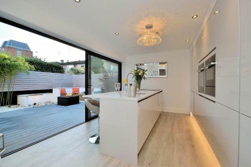 The Racecourse Garden Apartments