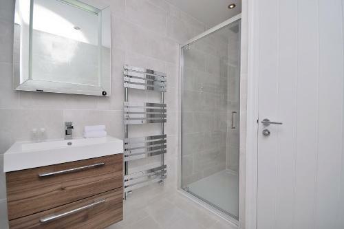 The Racecourse Garden Apartments