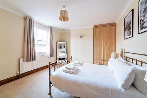 The Cottage In Chester, Sleeps 6 With Free Parking