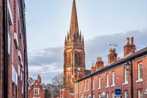 The Cottage In Chester, Sleeps 6 With Free Parking