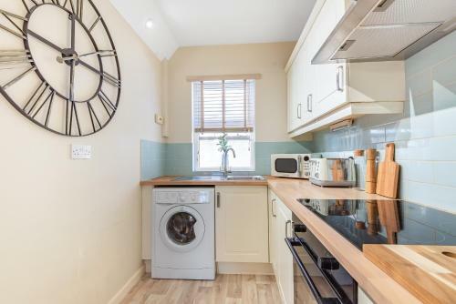Chester City Centre Cottage, Sleeps 6 With Free Parking