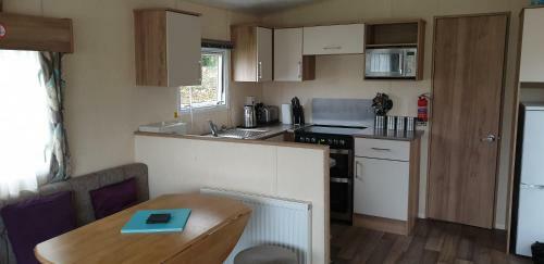 Caravan In The Cotswolds