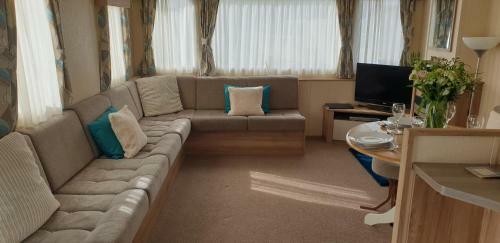 Caravan In The Cotswolds