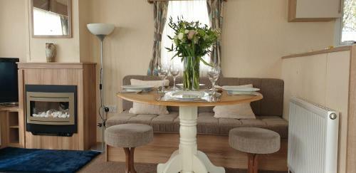 Caravan In The Cotswolds