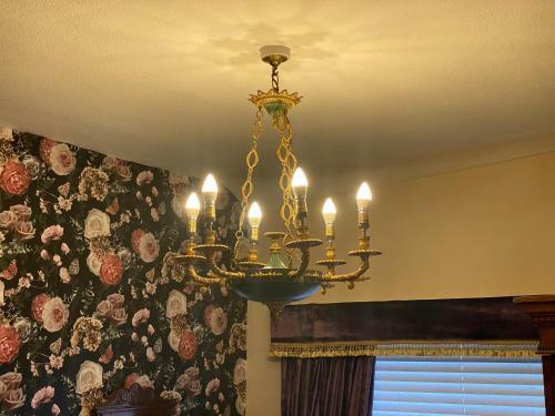 Number 19 - Victorian Town House