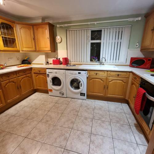 Premier - Whifflet Apartment