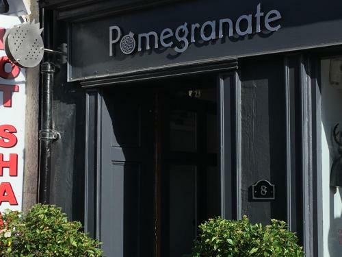 Apartamentos Pomegranate