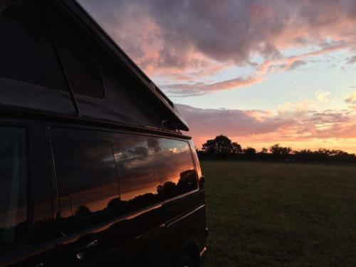 The Oaks Glamping - Pips Cabin