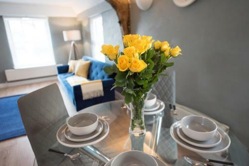 Colchester Town Duplex Apartment