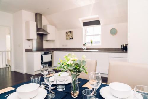 Detached Coach House