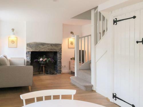 Ivy Thorn Cottage - Uk30114