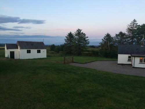Scarlett Rose Cottage