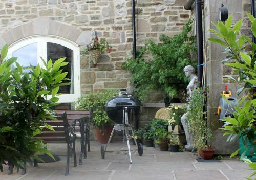 Hidden Gem Apartment In Sleepy Durham Village.