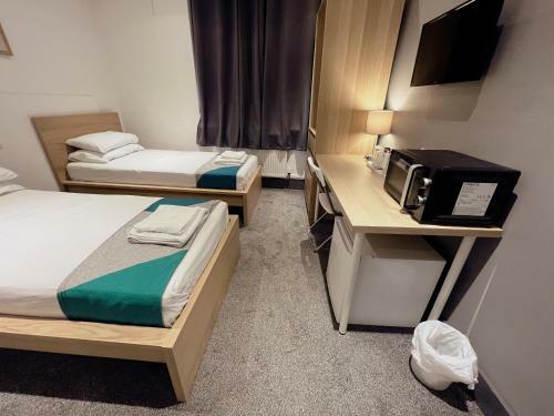 Hostal Cacco - Contractor Accommodation