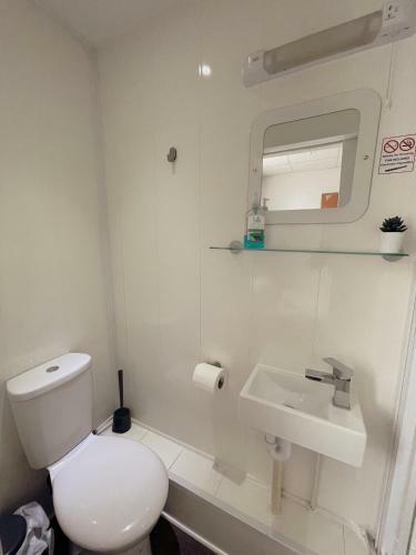 Hostal Cacco - Contractor Accommodation
