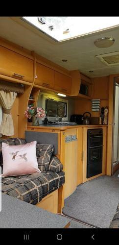 Self Contained Holiday Home Luxury Caravan