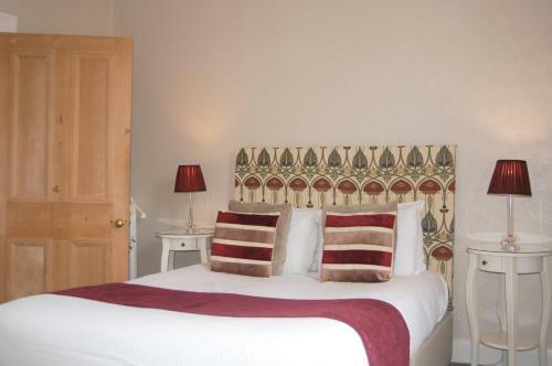 Hostal Kingswood Hotel