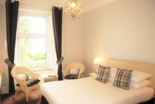 Hostal Kingswood Hotel
