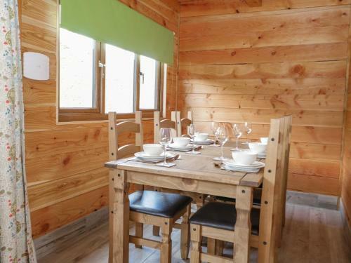 Pine Lodge