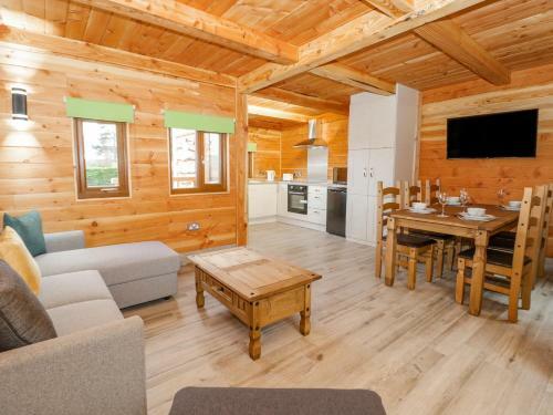 Oak Lodge