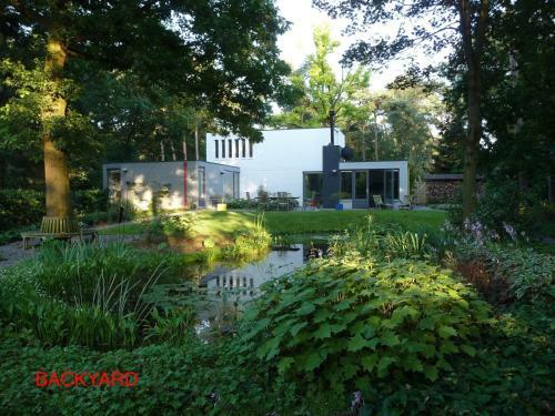 Bed & Breakfast B & B De Stijl