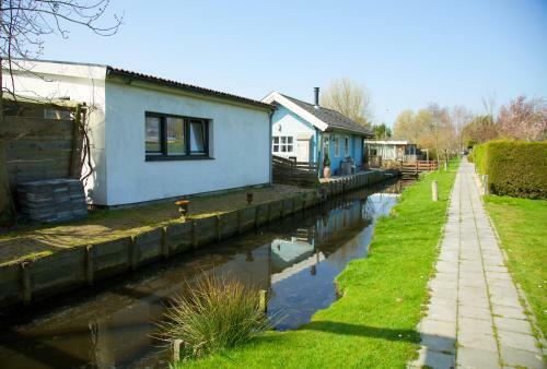 Villa Bungalow Between Haarlem And Amsterdam